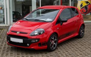 Jakie silniki znajdziesz w Fiat Punto Evo? Poradnik dla przyszłych właścicieli