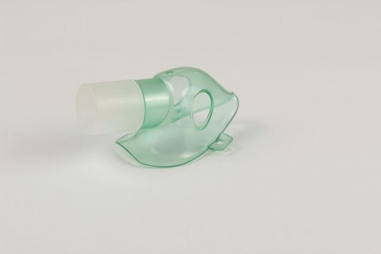 Maseczki w samochodzie – czy nadal są potrzebne?