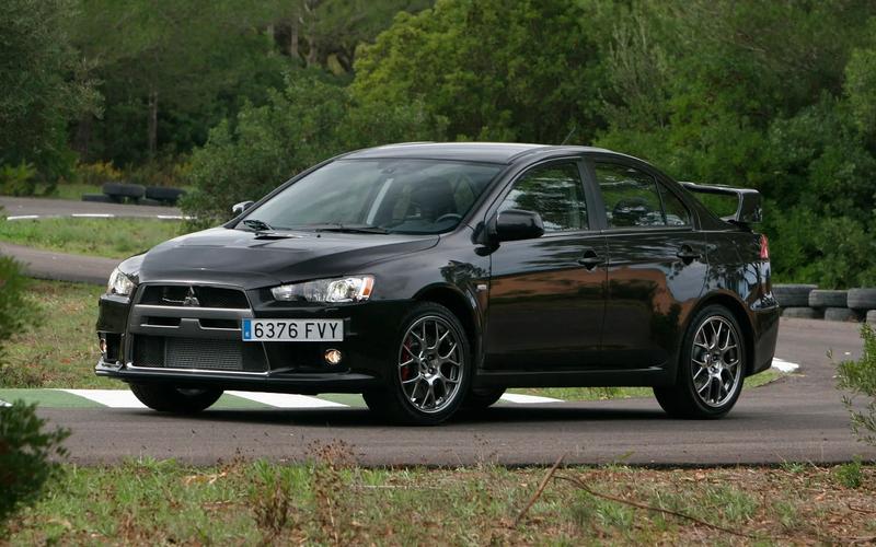 Porównanie spalania Mitsubishi Lancer