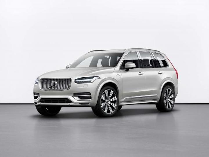 Gdzie znajduje się akumulator w Volvo XC90? Oto odpowiedź!