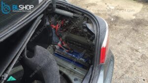 Gdzie znajdziesz akumulator w BMW E60? Praktyczny przewodnik dla każdego kierowcy