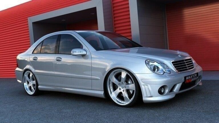 Gdzie znaleźć czujnik ciśnienia klimatyzacji w Mercedesie W203?