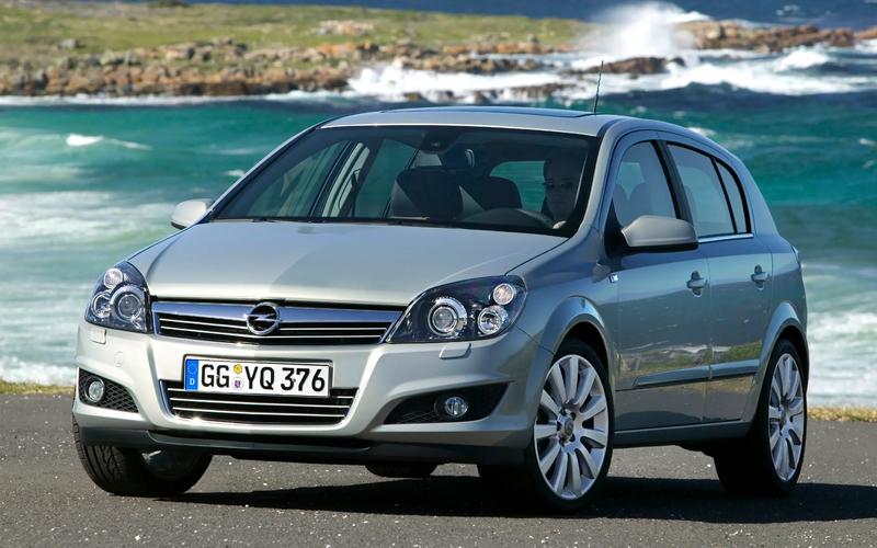 Jakie jest zużycie paliwa w modelu Opel Astra 1.4? Sprawdź, ile naprawdę spala!